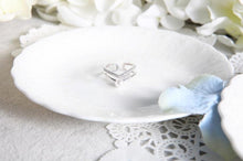 The White Pearl Ring