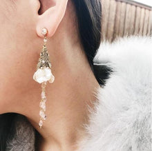 Floral pearl rosy tassel earrings