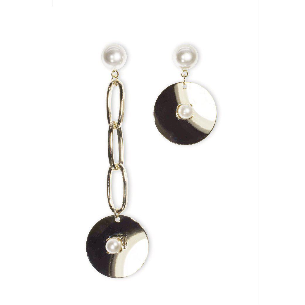 Modern queen asymmetric chain and pearl earrings