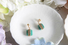 Woods fairy cubic marble studs