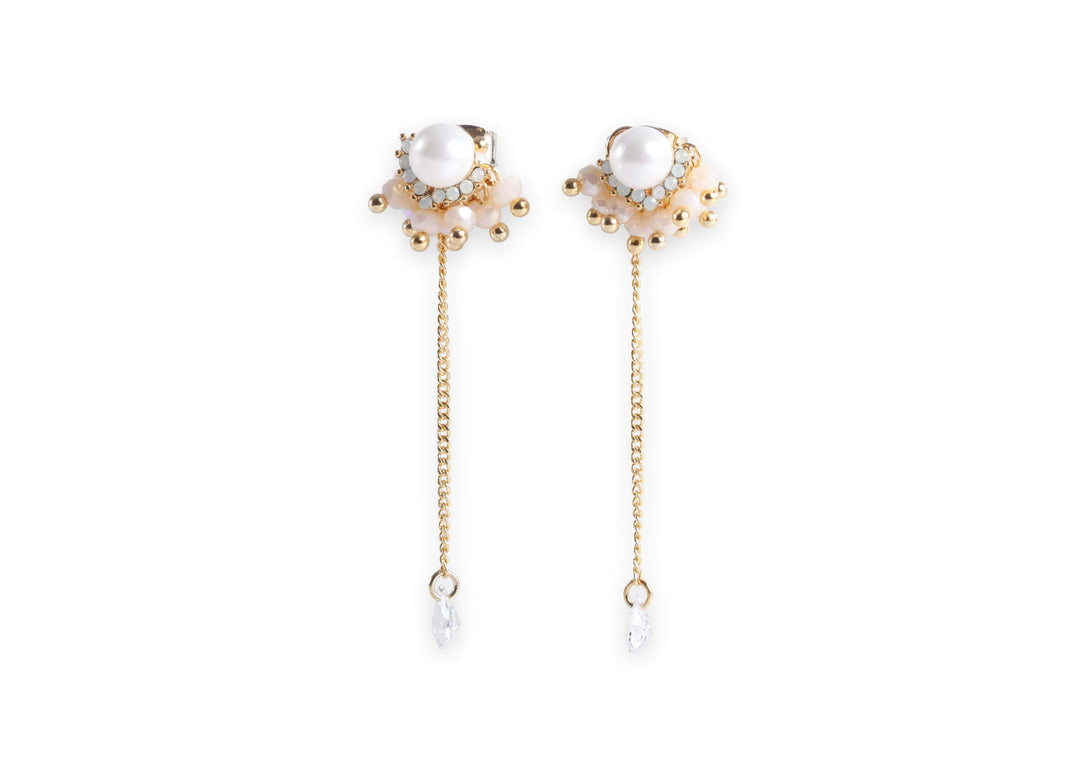 Simple elegance pearl and crystal drops