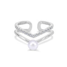 The White Pearl Ring